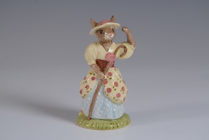 Royal Doulton Bunnykins Figurine, Little Bo Peep HN220