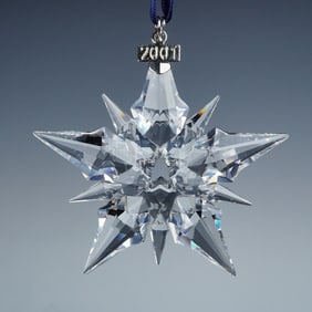 Swarovski Crystal 2001 Christmas Ornament