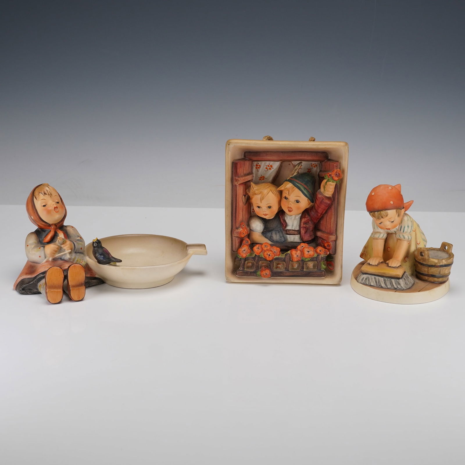 3pc Goebel Hummel Ceramic Collectibles (1 of 4)