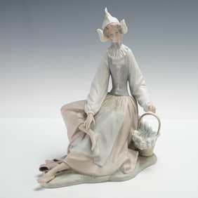 Lladro Porcelain Figurine, Dutch Girl 1011077