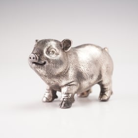 Russian 84 Silver Baby Pig Figurine with Diamond Eyes