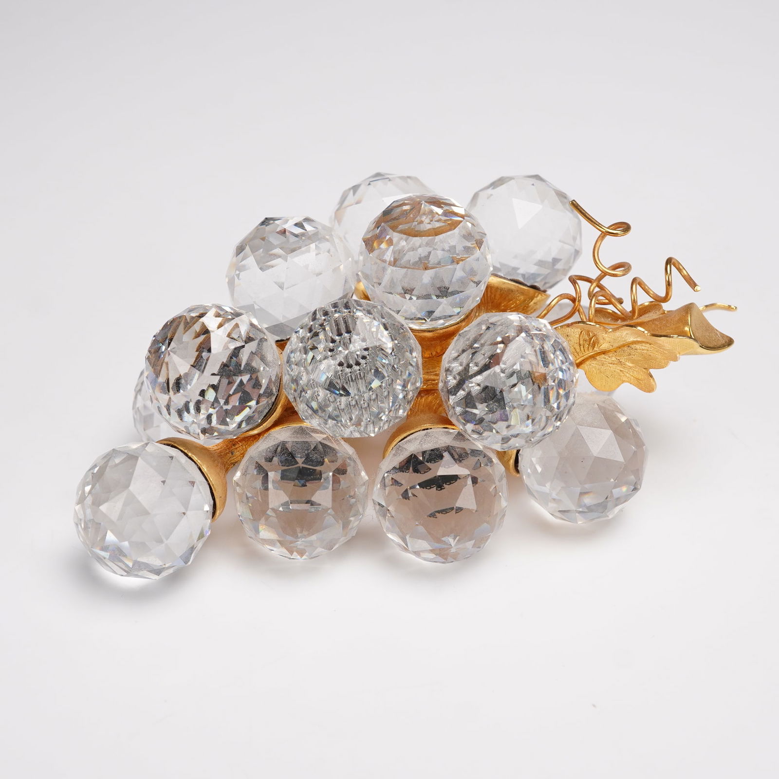 Swarovski Crystal Bunch of Grapes with Gold Leaf (1 of 3)