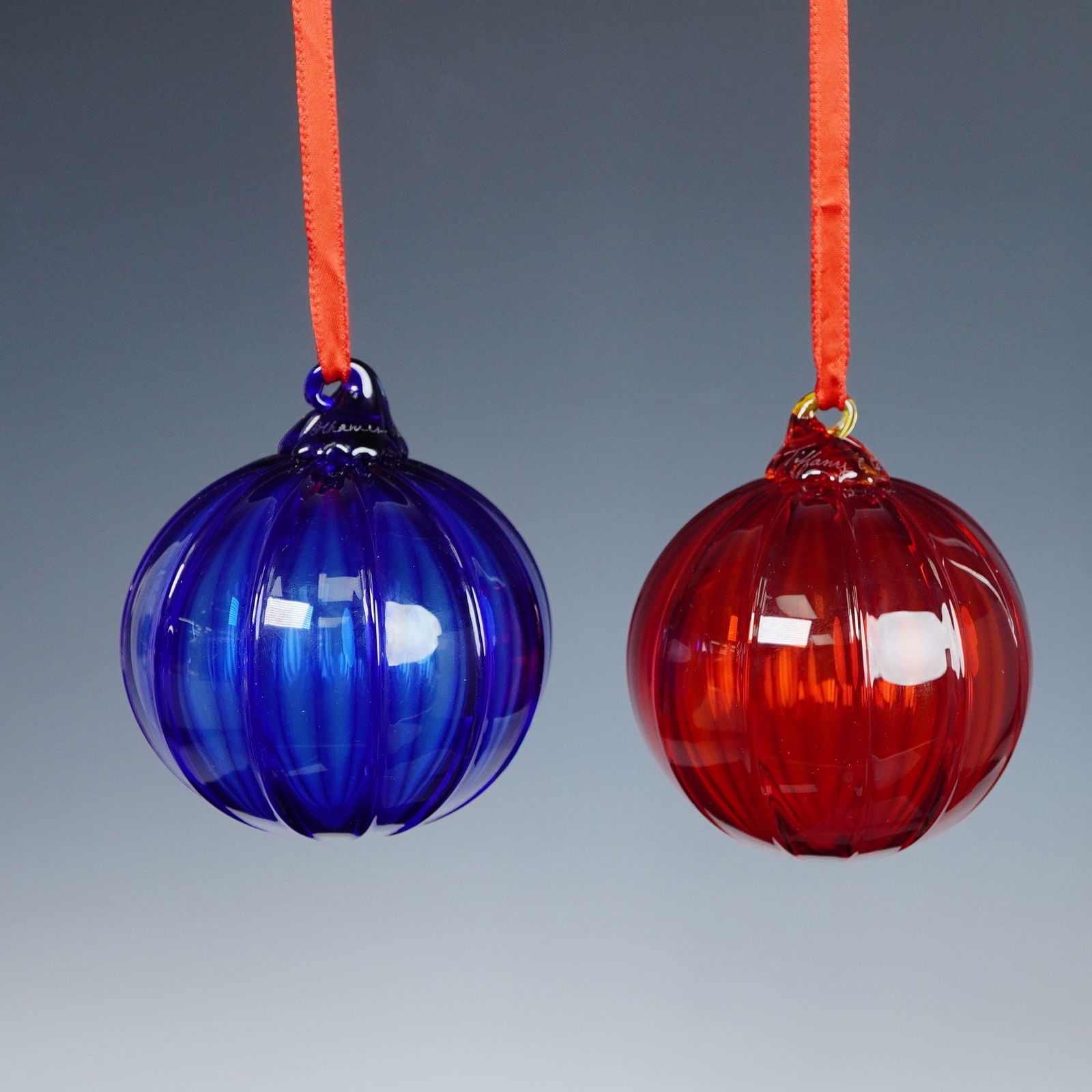 2pc Thames Glass for Tiffany & Co. Optic Glass Ornaments, Blue & Red (1 of 4)