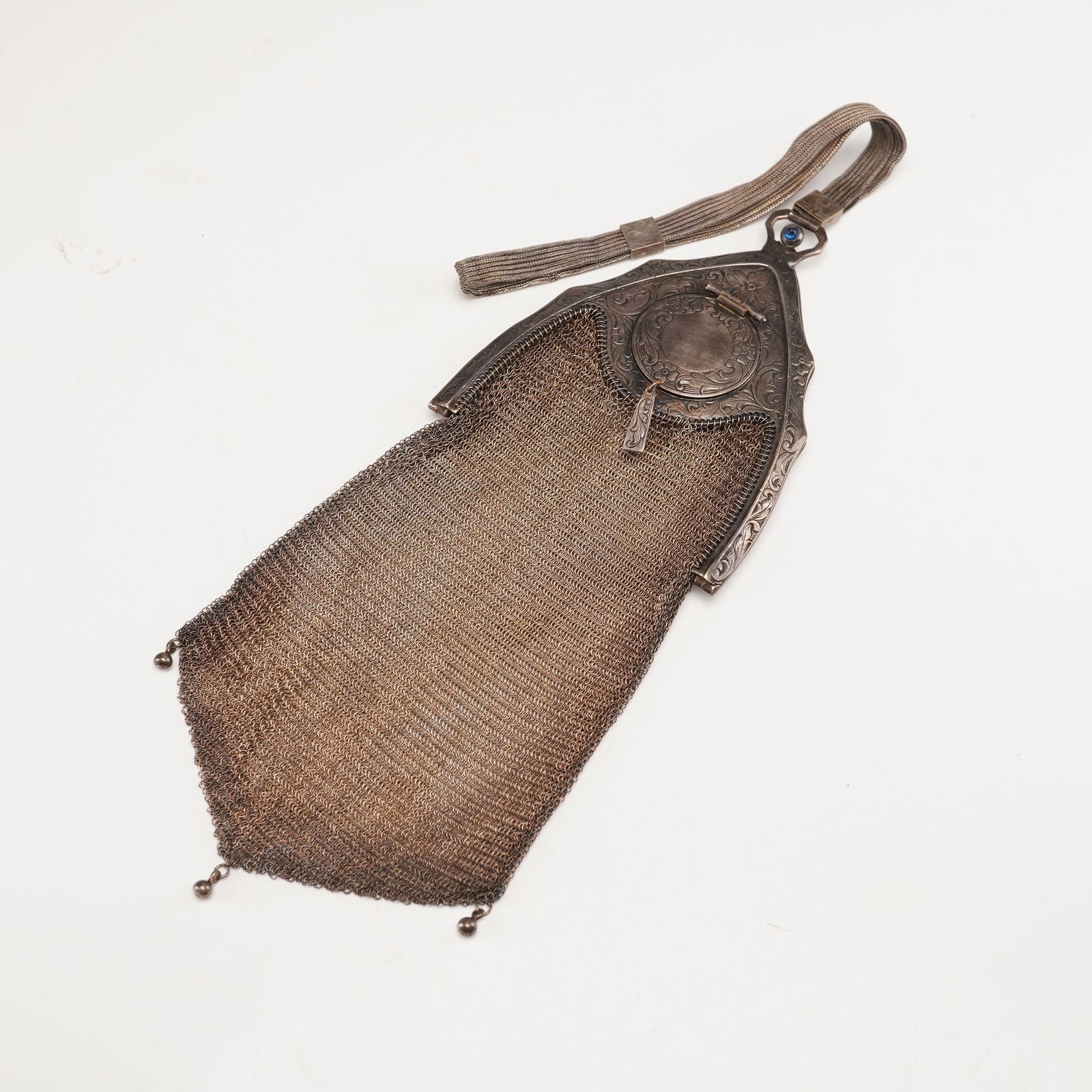 Silver Mesh Compact Frame Purse (1 of 5)