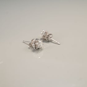 Pair of 14K White Gold 0.70ctw Diamond Stud Earrings