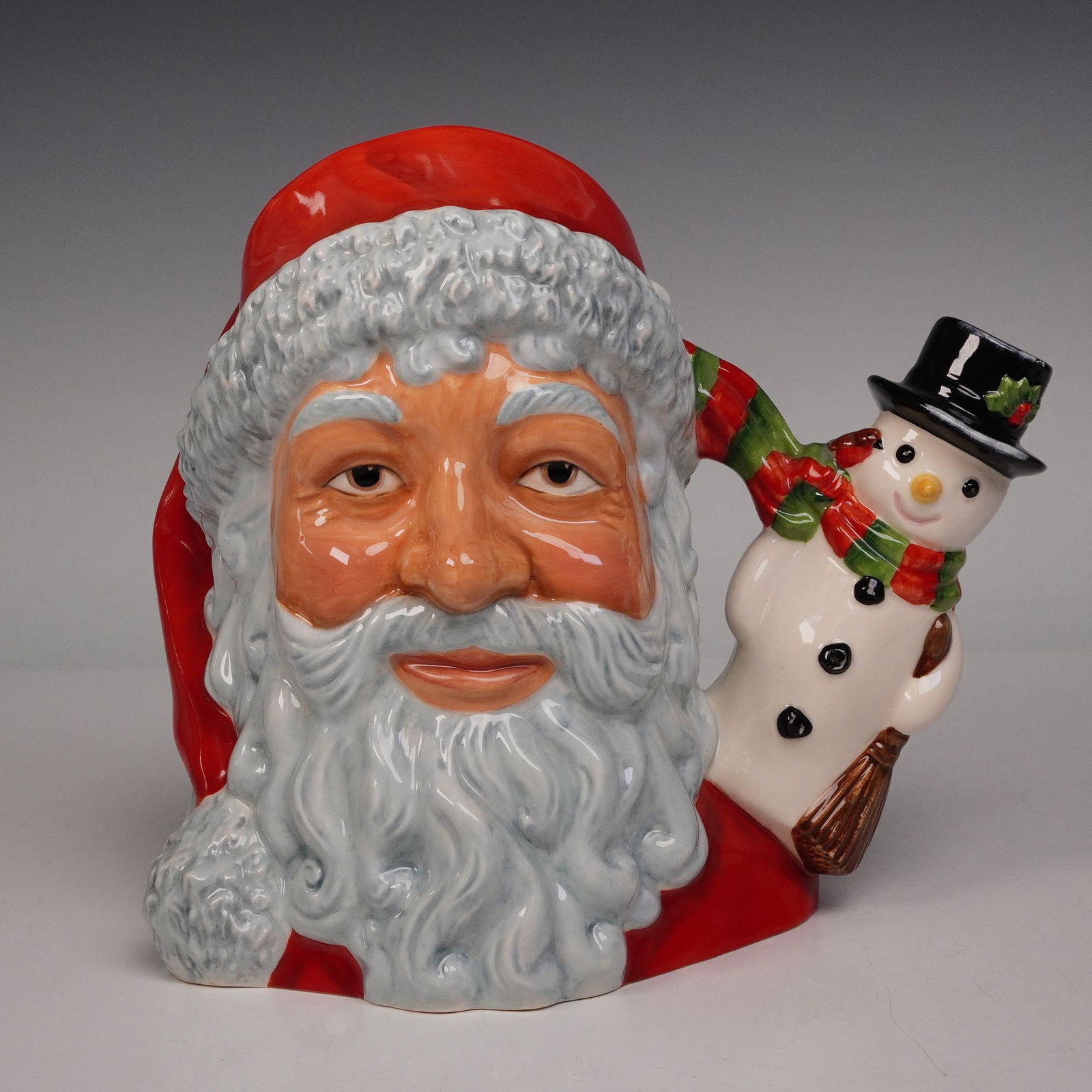 Royal Doulton Character Jug, Santa with Snowman D7238 (1 of 3)