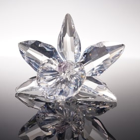 Swarovski Crystal Figurine, Orchid Pink Centre