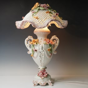 Capodimonte Porcelain Spaghetti Table Lamp with Shade