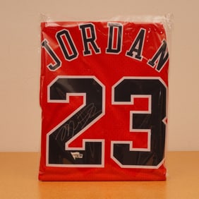 Michael Jordan Signed Chicago Bulls Red Jersey 1997-98 w/ Hologram