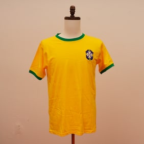 Pele Signed Brazil National Team Jersey w/ Beckett COA