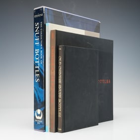 4pc Book Collection on Chinese Snuff Bottles