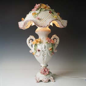 Capodimonte Porcelain Spaghetti Table Lamp with Shade