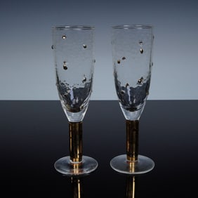 2pc Stephen Smyers Morocco Gold Dot Art Glass Champagne Flutes, Signed