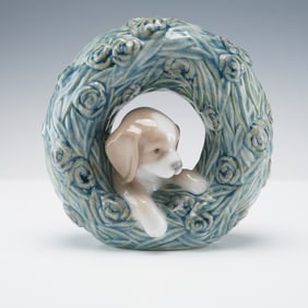 Lladro Porcelain Figurine, Puppy Natural Frames 1008071