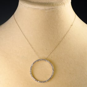 10K White Gold Diamond Circle Pendant Necklace