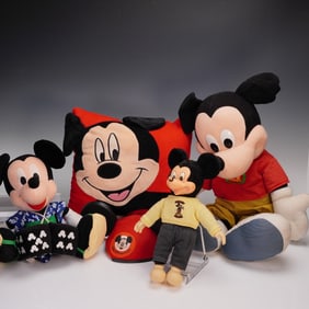 6pc Vintage Mickey Mouse Plushies and Hat