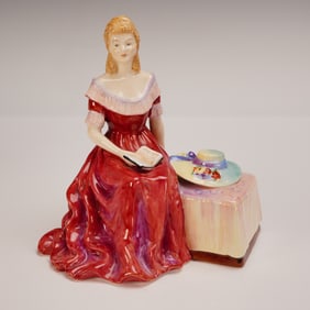 Paragon China Figurine Veronica AW113