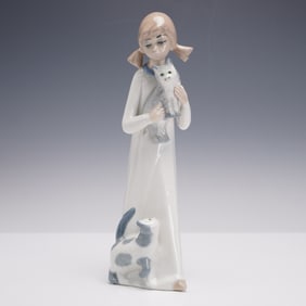 Casades Spanish Porcelain Figurine, Girl with Cats