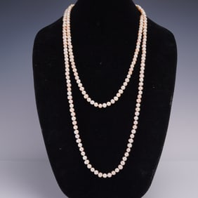 Single Strand Faux Pearl Necklace Subtle Pink Hue