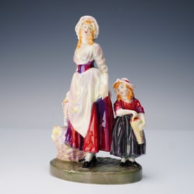 Royal Doulton Figurine, London Cry, Strawberries HN749