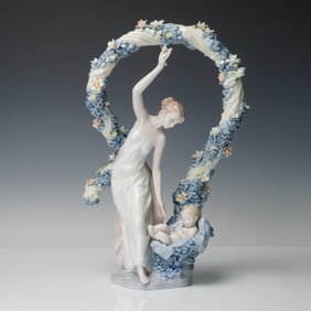 Lladro Porcelain Sculpture, Rebirth 1006571