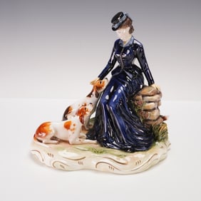 Royale Stratford Figurine, Mistress of the Hunt