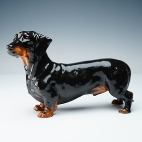 Royal Doulton Animal Figurine, Dachshund Ch. Shrewd Saint HN1127