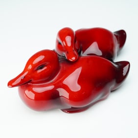 Royal Doulton Flambe Figurine, Ducklings Resting HN239