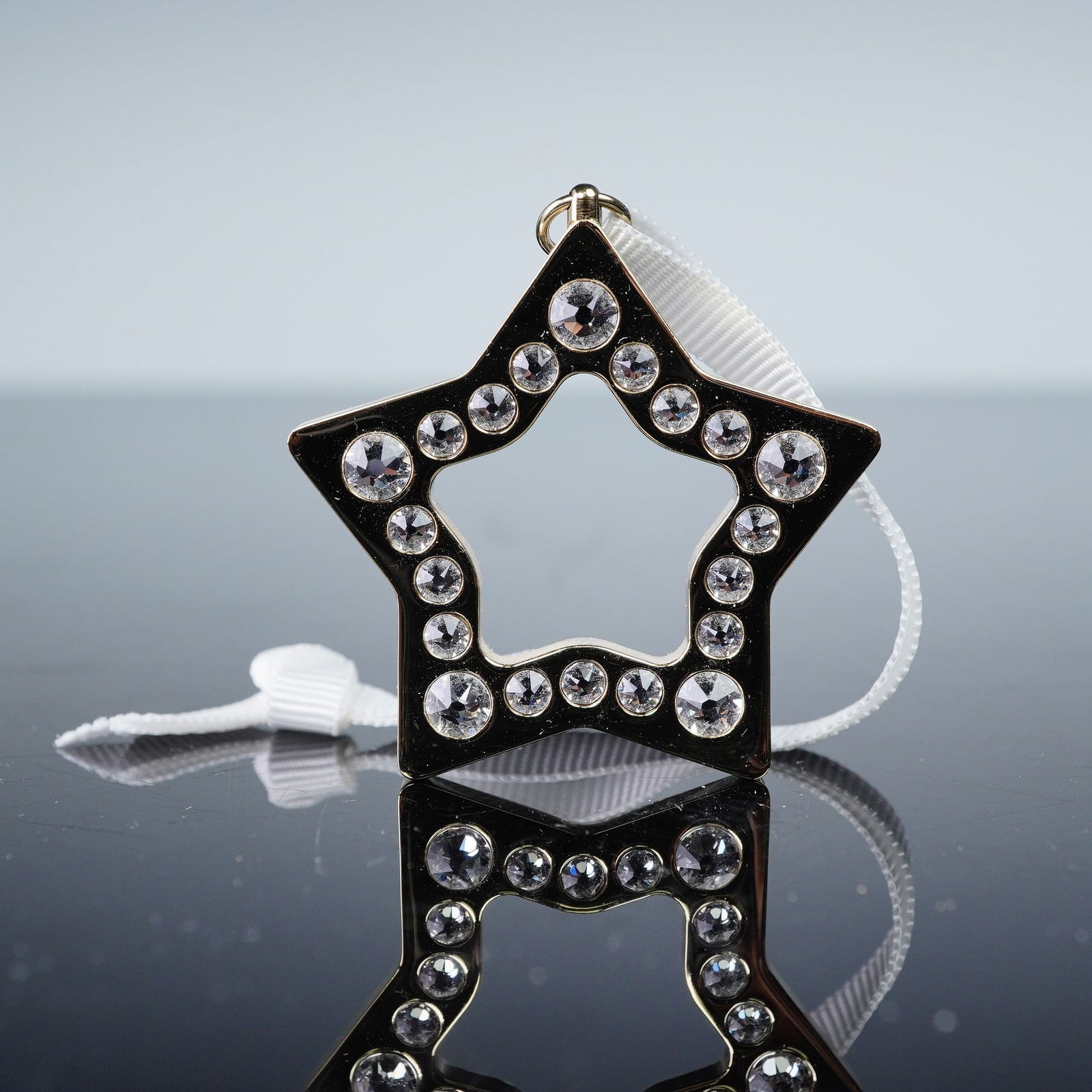 Swarovski Christmas Ornament, Holiday Magic Star Small (1 of 5)