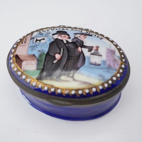 Vicar and Moses Lidded Ring Box