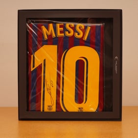 Lionel Messi Signed FC Barcelona Jersey, 2018-2019 Season w/ COA