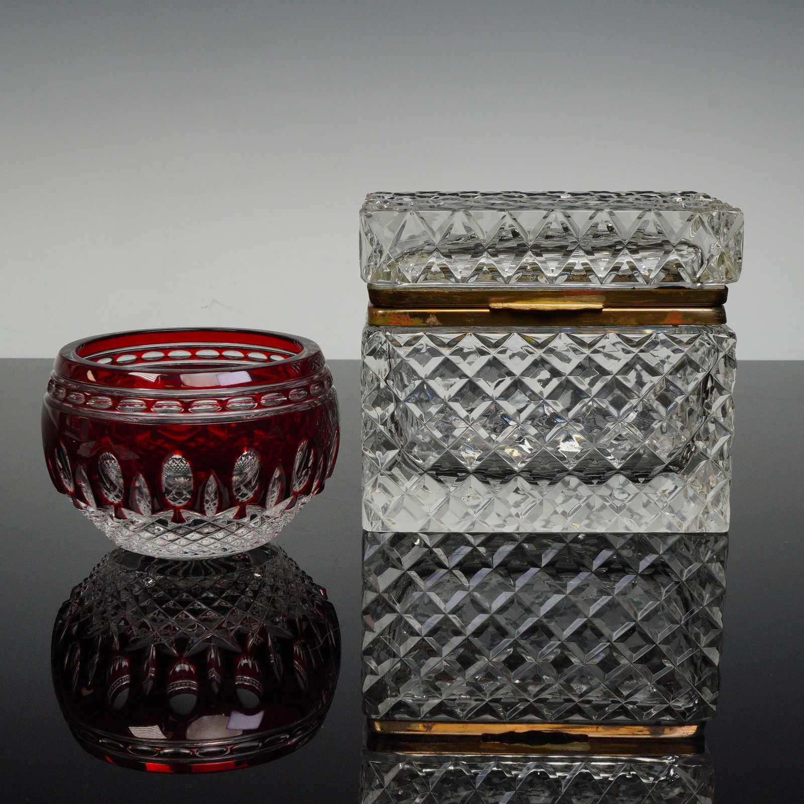 2pc Crystal Cut Bowl and Lidded Box (1 of 7)