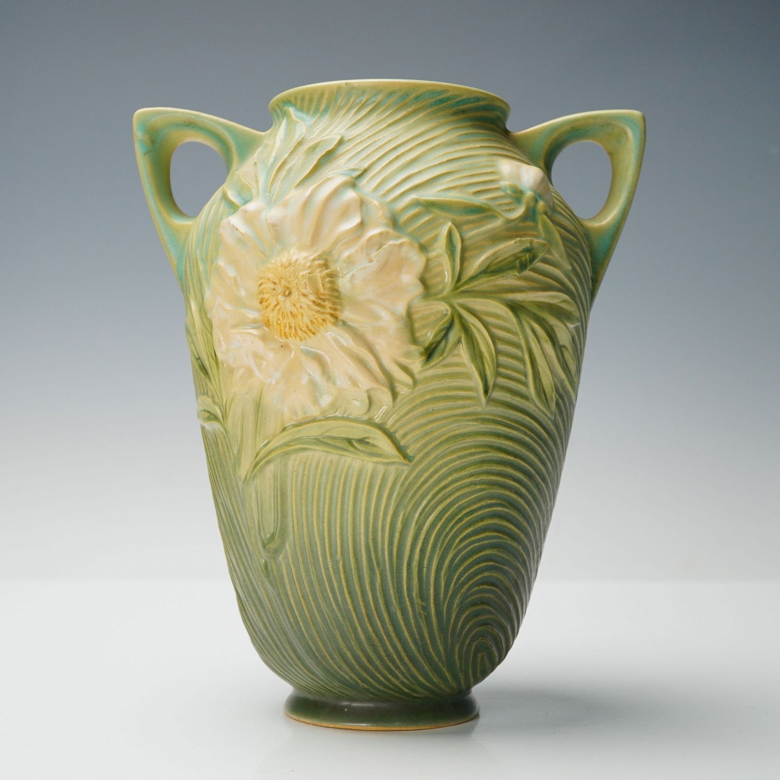 Roseville Pottery Green Vase, Peony (1 of 3)