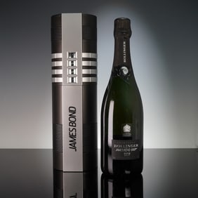 2002 Bollinger James Bond 007 Limited Edition Champagne Gift Pack