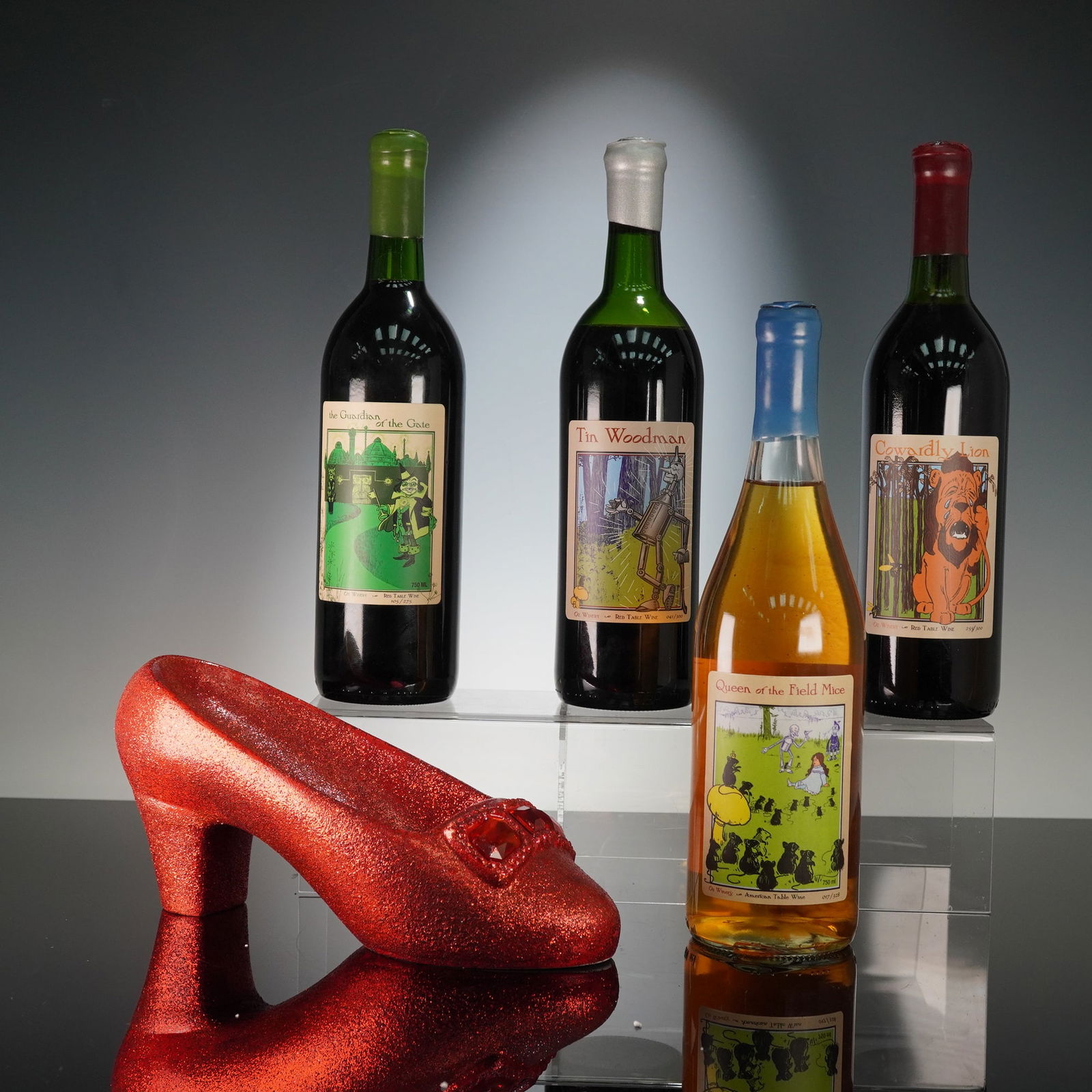5pc Oz Winery Wizard of Oz Wines and Red Shoe Bottle Holder (1 of 4)