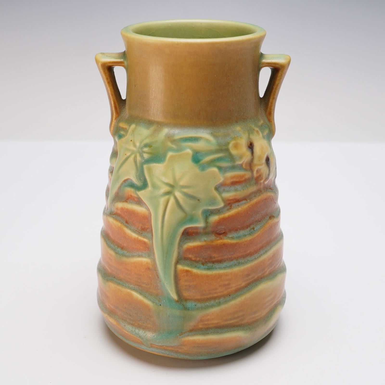 Roseville Double Handled Vase, Luffa (1 of 3)