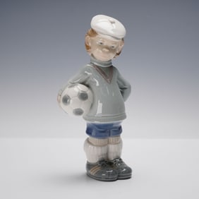 Lladro Porcelain Figurine, Soccer Player Puppet 1004967