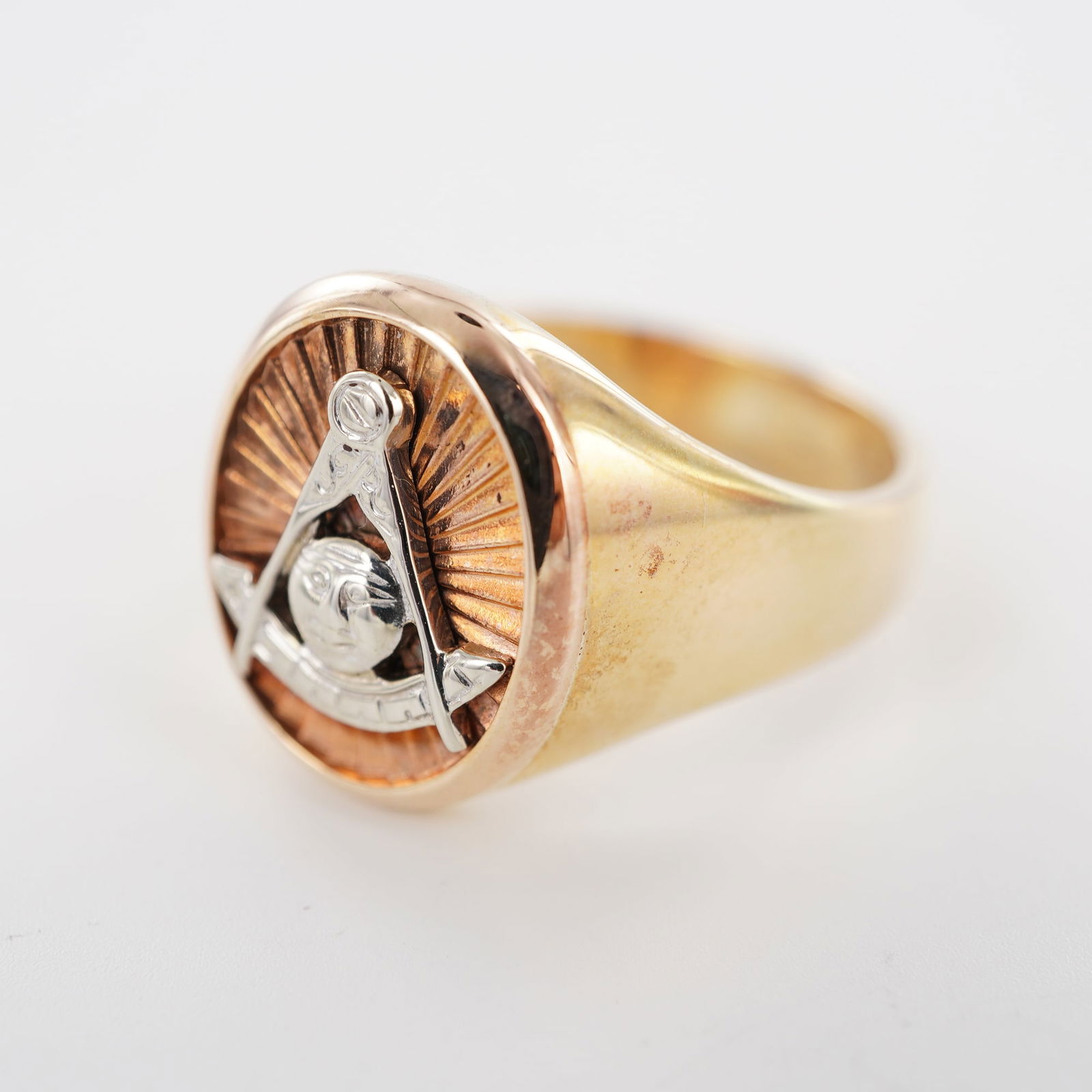 10K Gold Sun Face Past Master Masonic Ring (1 of 5)