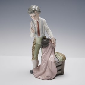 Lladro Porcelain Figurine, Reverent Matador 1005115