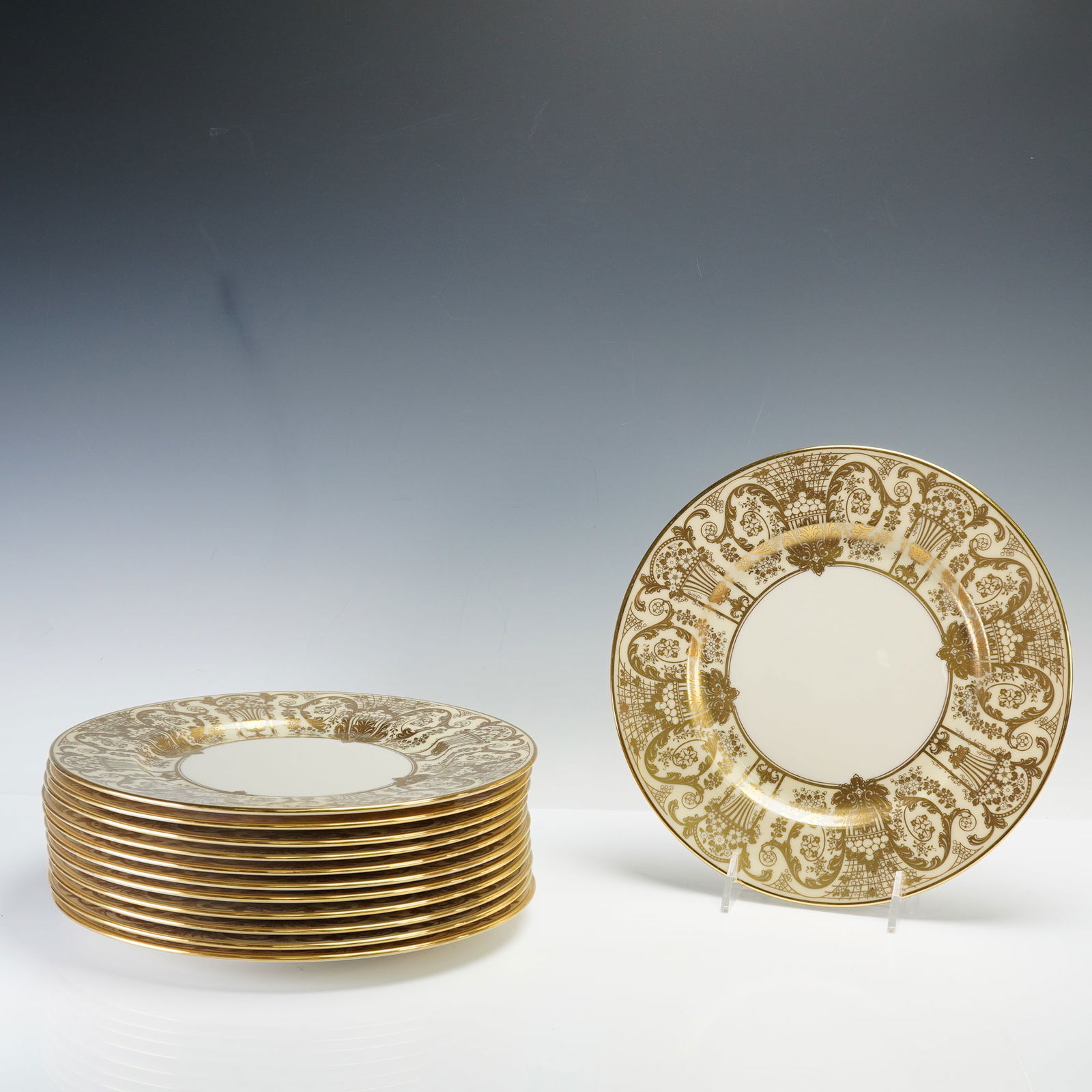 12pc Lenox Porcelain Dinner Plates, Joseph Horne Co (1 of 5)