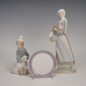 3pc Lladro Porcelain Pieces, Boy w/ Lamb, Girl w/ Rooster & Christmas Plate