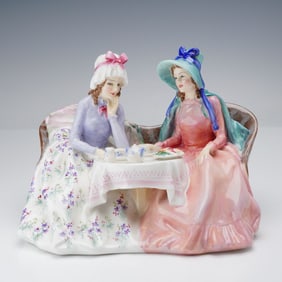 Royal Doulton Figurine, Afternoon Tea HN1747