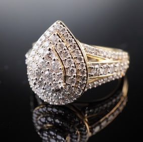 10K Gold Diamond Cluster Teardrop Ring