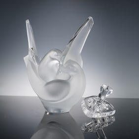 2pc Lalique Crystal Sylvie Bird Vase with Flower Frog