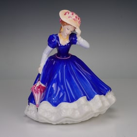 Royal Doulton Figurine, Figure of the Year Mary HN3375