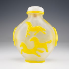 Frosted Glass Snuff Bottle, Yellow Horses