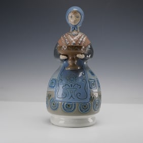 Lladro Porcelain Figurine, Girl with Traditional Dress & Bowl 01001159