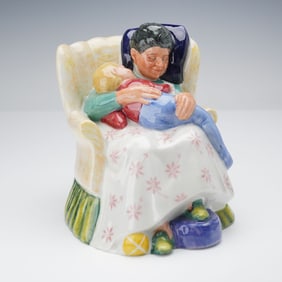 Royal Doulton Figurine, Sweet Dreams HN2380