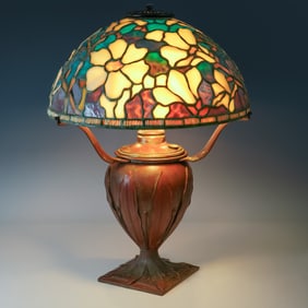 Tiffany Studios Magnolia Floral Table Lamp