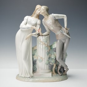 Lladro Porcelain Sculpture, Romeo and Juliet 01004750